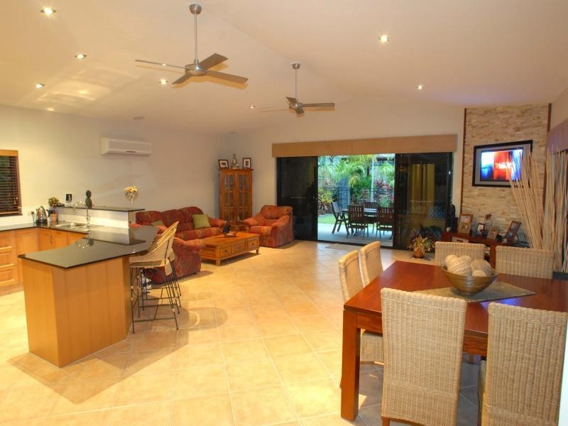 Port Douglas QLD 4877