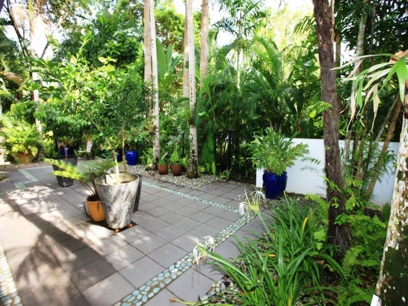 4/ Beach Villas Garrick St, Port Douglas QLD 4877