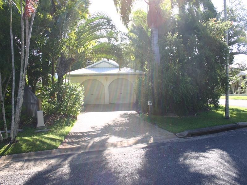 106 St Crispins Ave, Port Douglas QLD 4877