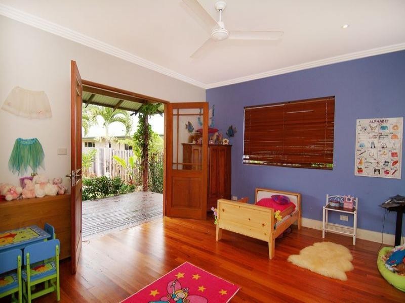 Port Douglas QLD 4877