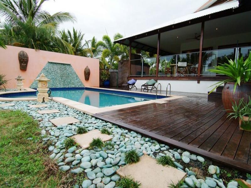 Port Douglas QLD 4877