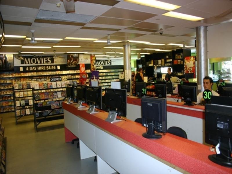 48 Macrossan St, Shops 2, 3, and 4 Laxmi Building, Port Douglas QLD 4877