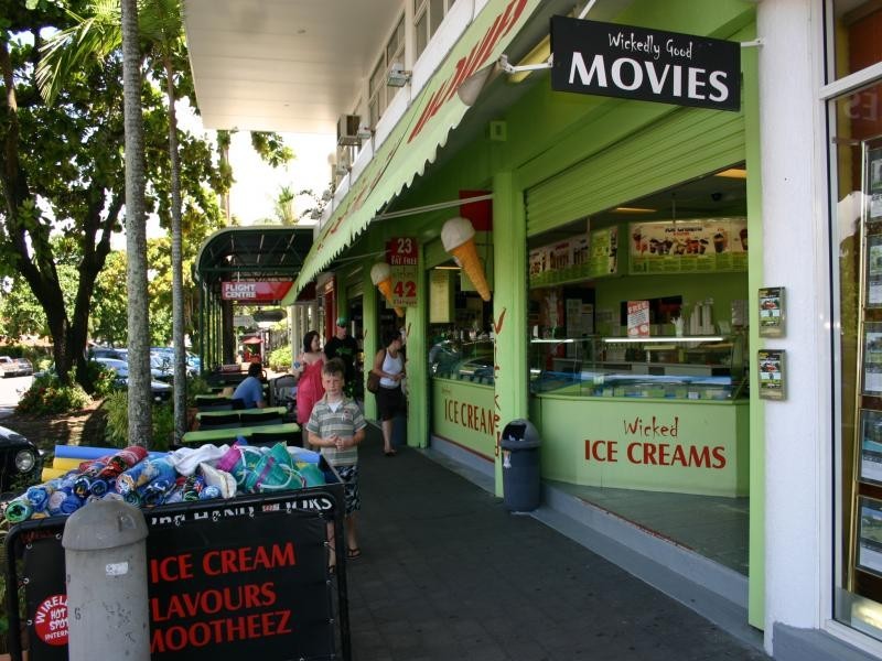 48 Macrossan St, Shops 2, 3, and 4 Laxmi Building, Port Douglas QLD 4877