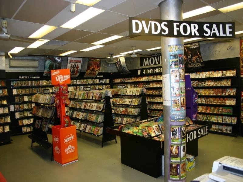 48 Macrossan St, Shops 2, 3, and 4 Laxmi Building, Port Douglas QLD 4877