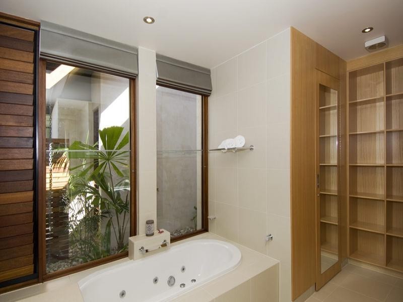 Bale 4 Port Douglas Rd, Port Douglas QLD 4877