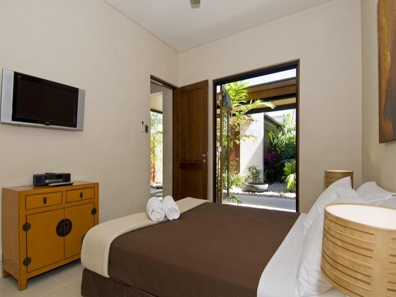 Bale 4 Port Douglas Rd, Port Douglas QLD 4877