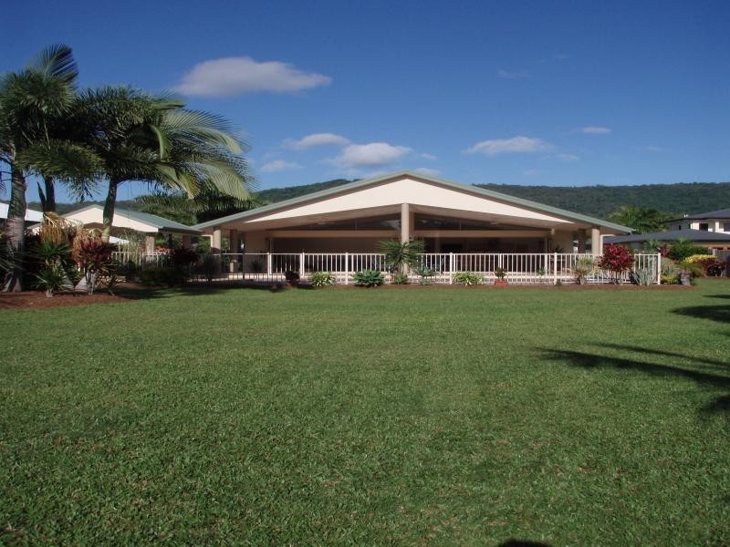 55 Endeavour St, Port Douglas QLD 4877