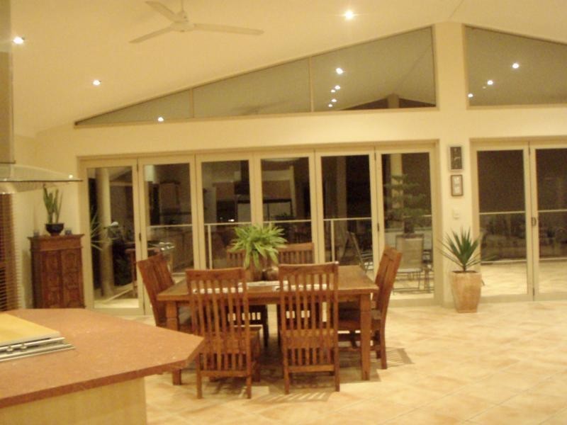 55 Endeavour St, Port Douglas QLD 4877