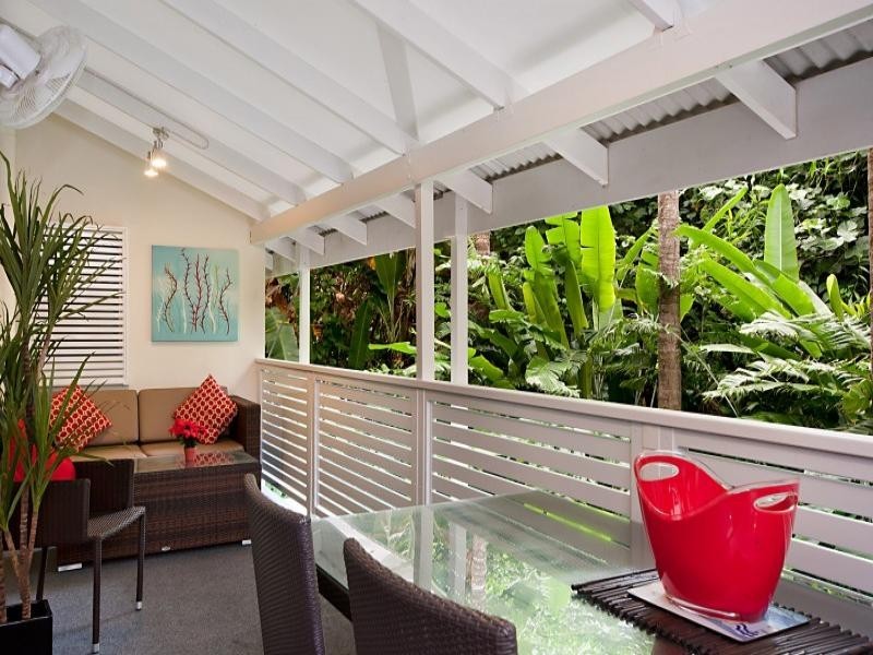 By The Sea – Family Holiday Apartments, Port Douglas QLD 4877