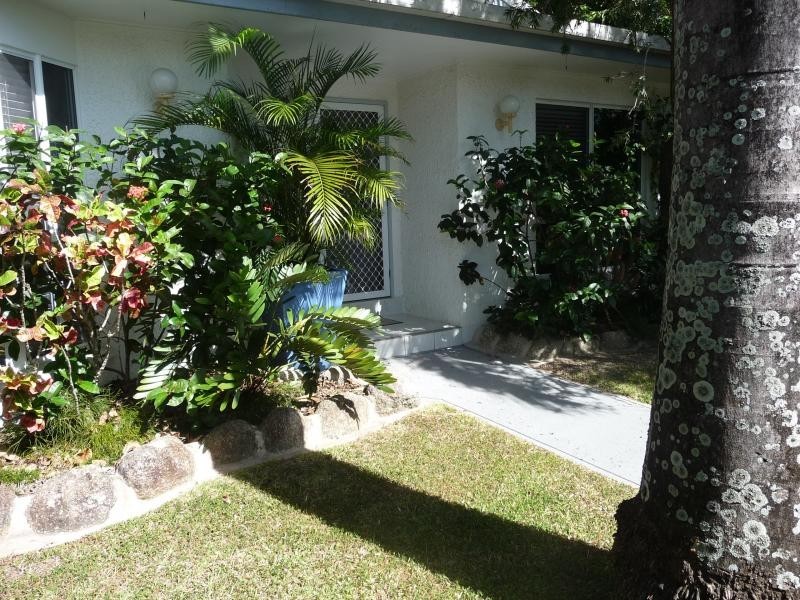 106 St Crispins Ave, Port Douglas QLD 4877