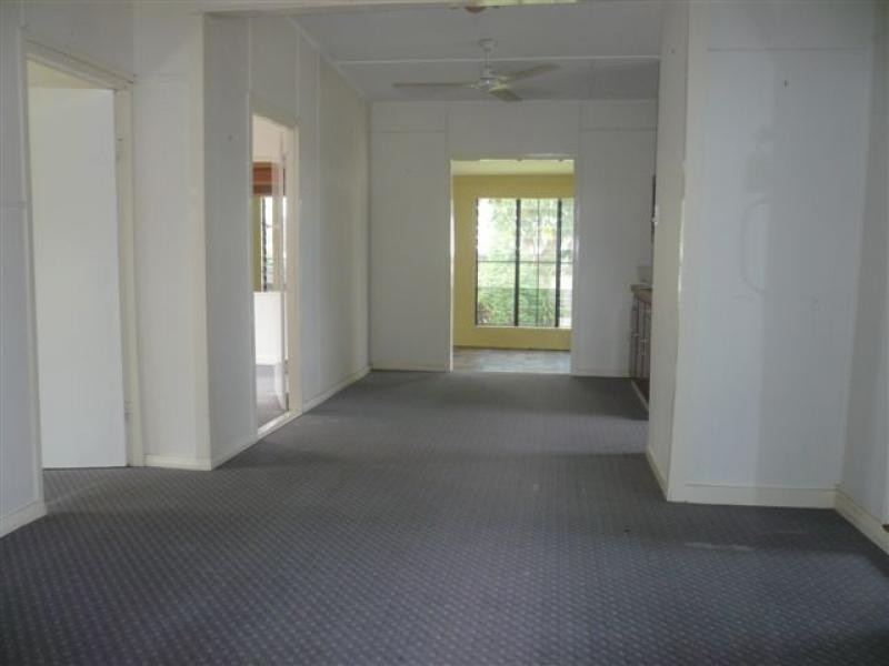 61 Andrews St, Newell QLD 4873