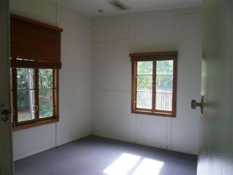 61 Andrews St, Newell QLD 4873