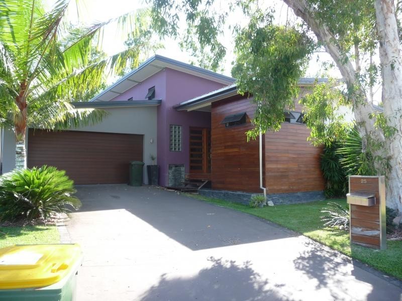25 Old Port Road, Port Douglas QLD 4877