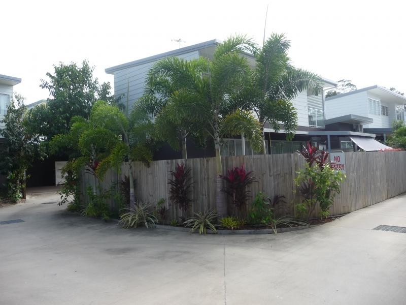 Port Douglas QLD 4877