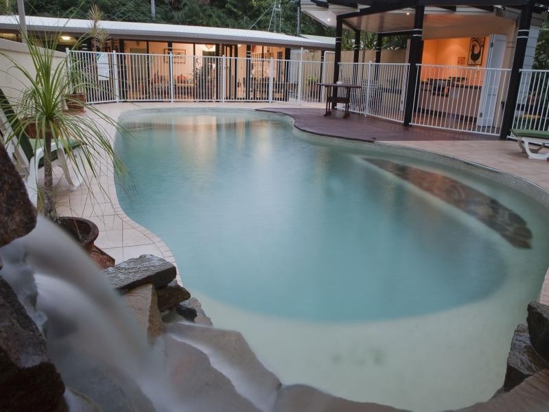 40 The Esplanade, Hasta Manana, Wonga QLD 4873