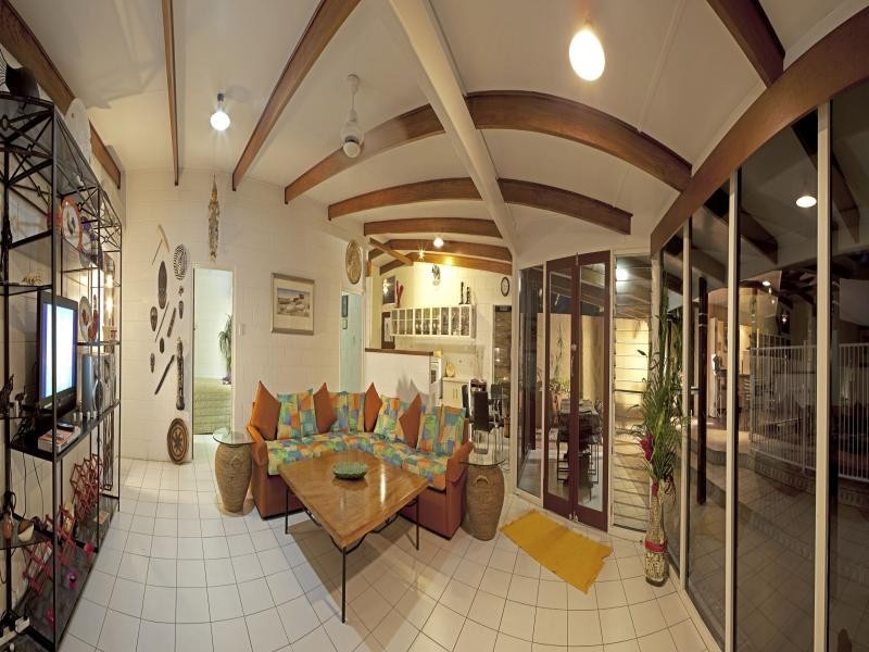 40 The Esplanade, Hasta Manana, Wonga QLD 4873