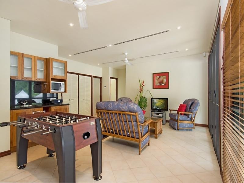 25  Solander Blvd, Port Douglas QLD 4877