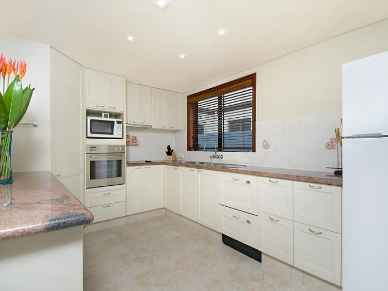 25  Solander Blvd, Port Douglas QLD 4877