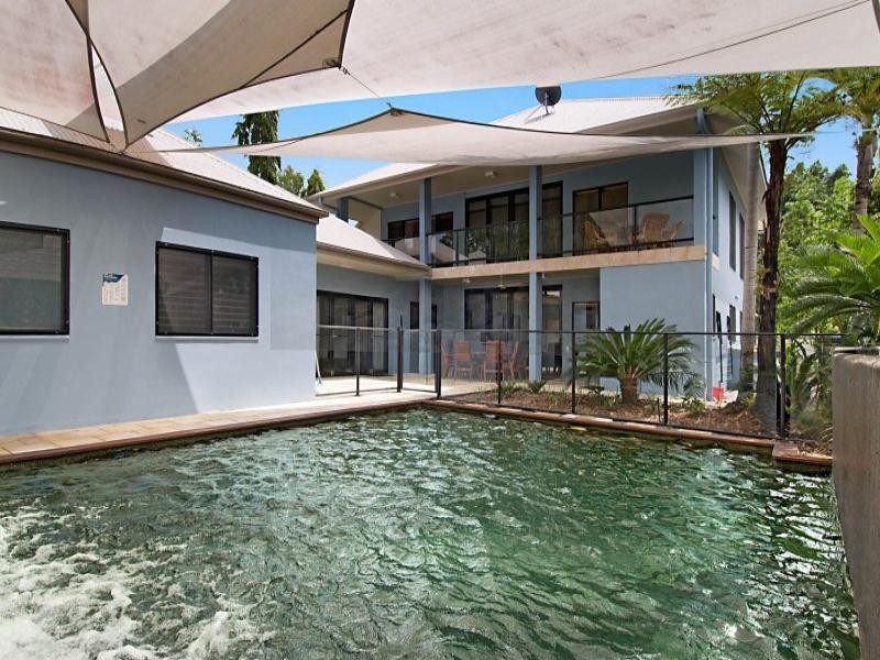 25  Solander Blvd, Port Douglas QLD 4877