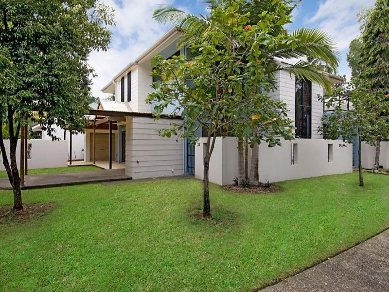 25  Solander Blvd, Port Douglas QLD 4877