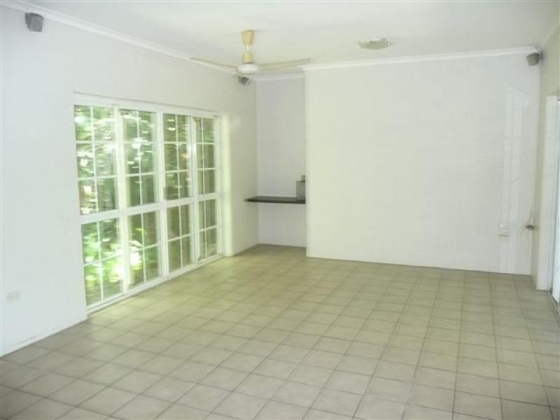 2/12A Andrews Close, Port Douglas QLD 4877