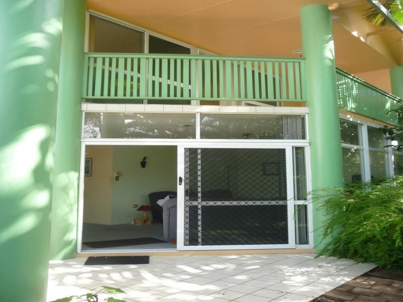 2/119 Davidson Street, Port Douglas QLD 4877