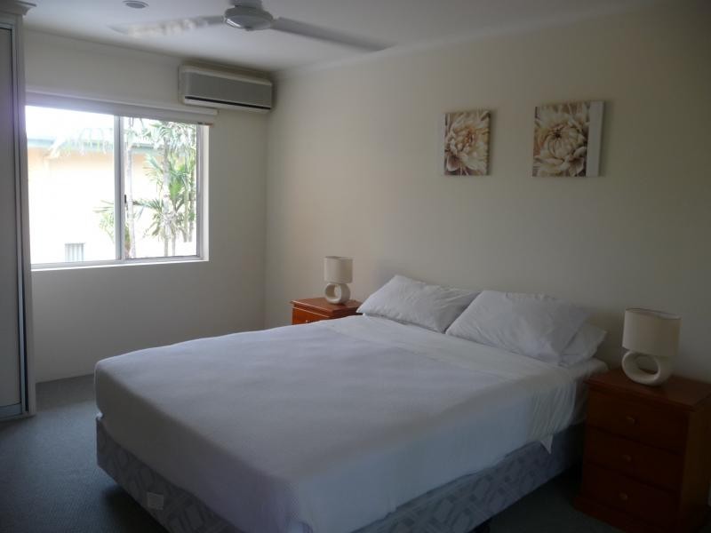 2/119 Davidson Street, Port Douglas QLD 4877
