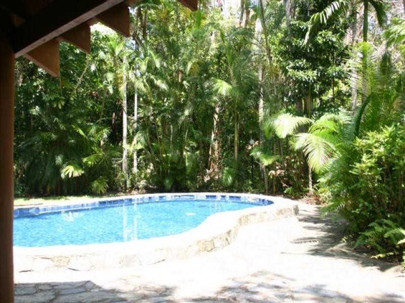 5/9 Tropic Ct, Cabana, Port Douglas QLD 4877