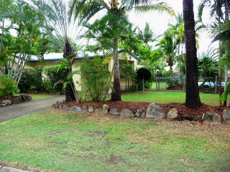 9 Agincourt Street, Port Douglas QLD 4877