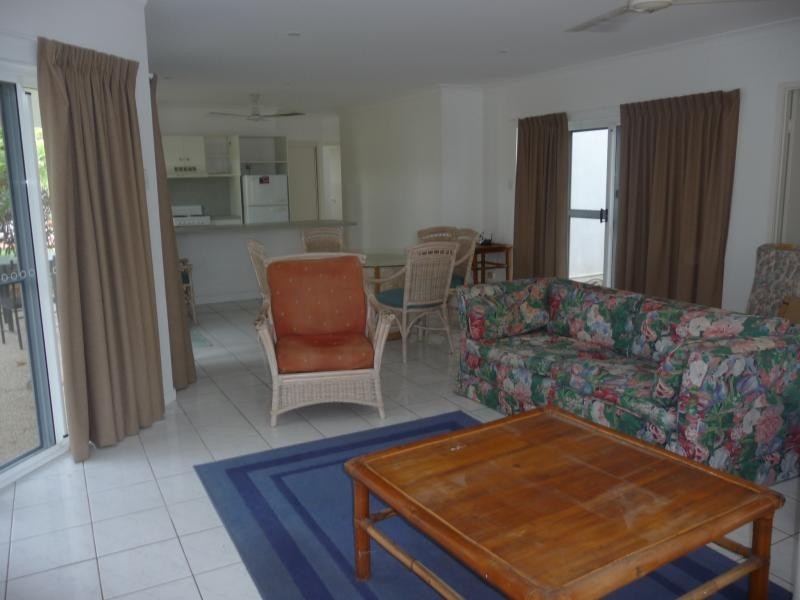 14 Endeavour Street, Port Douglas QLD 4877