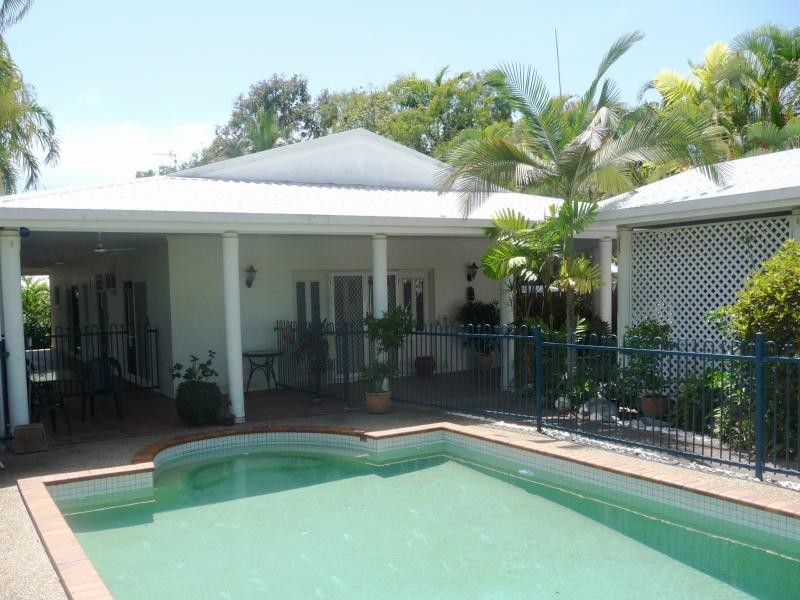 15 Endeavour Street, Port Douglas QLD 4877