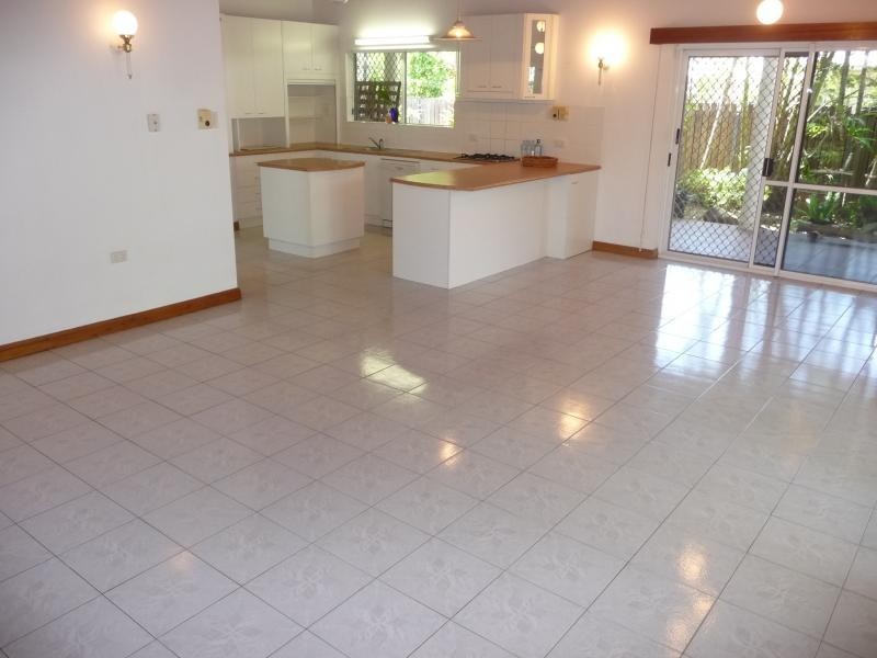 15 Endeavour Street, Port Douglas QLD 4877