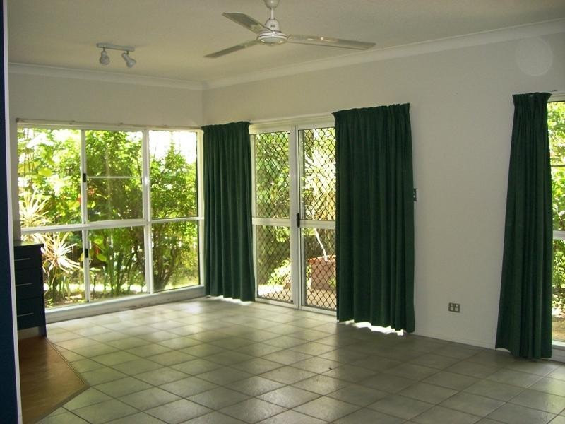 2/11 Morning Close, Port Douglas QLD 4877