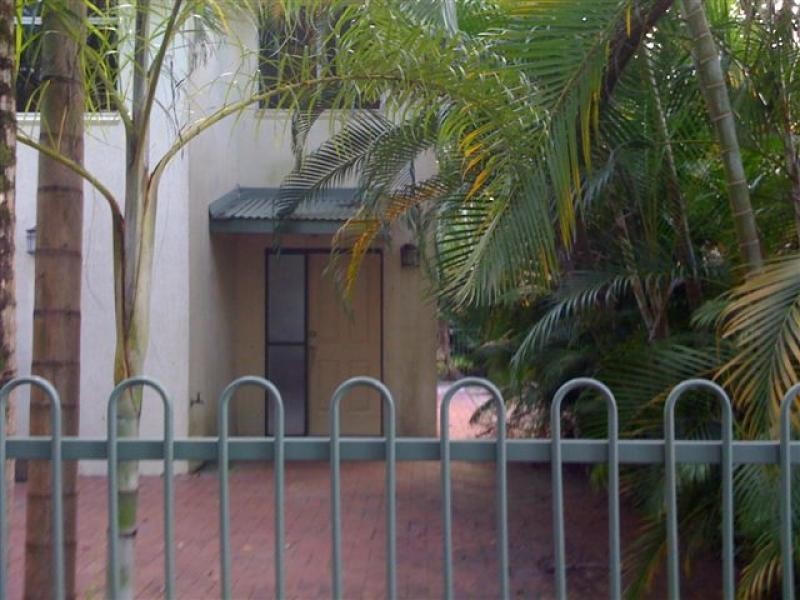 2/57 Nautilus Street, Port Douglas QLD 4877