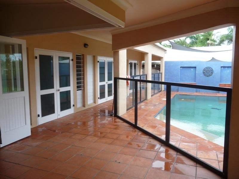 6 Hope Street, Port Douglas QLD 4877