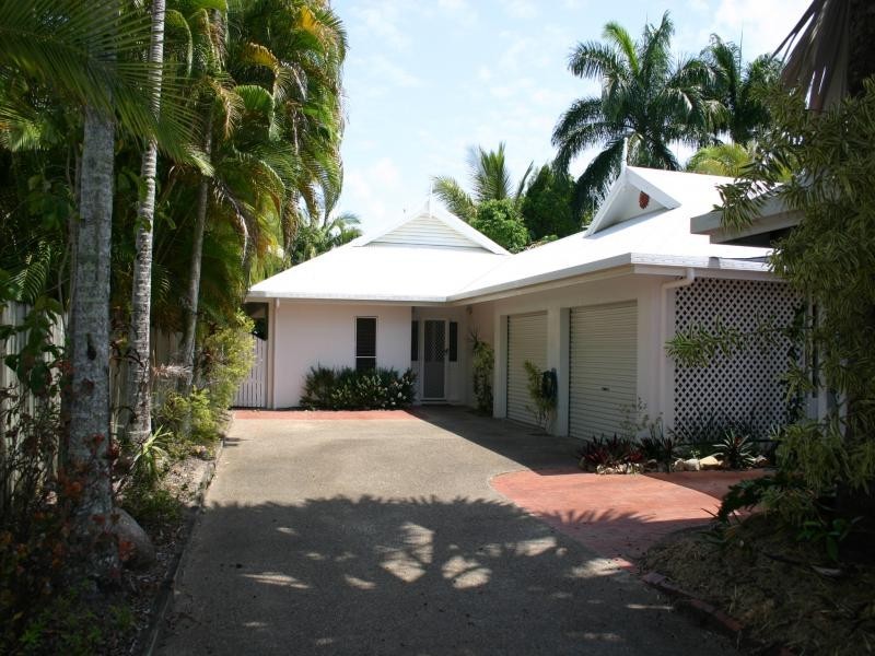 Port Douglas QLD 4877