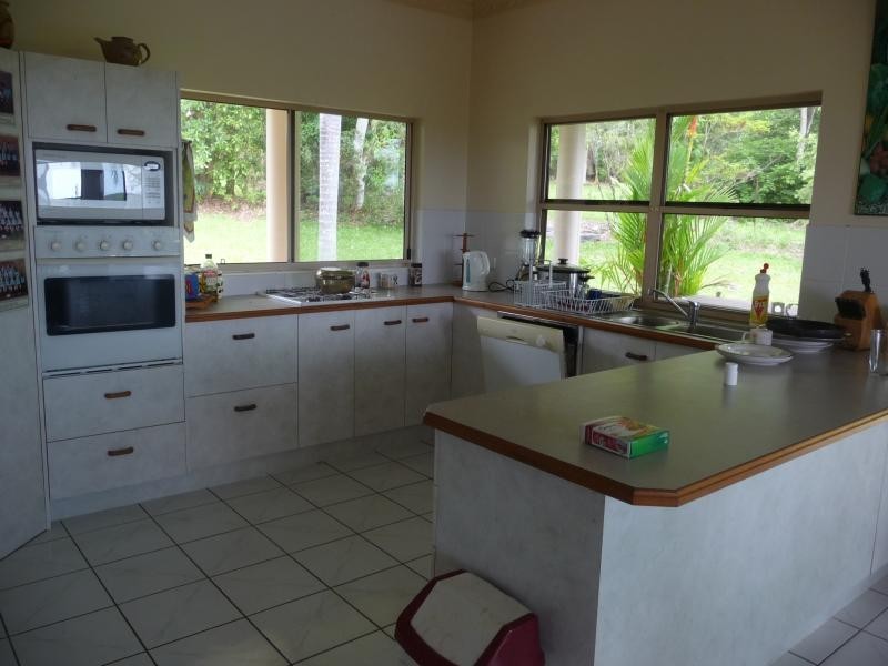 21 Ocean View Drive, Port Douglas QLD 4877