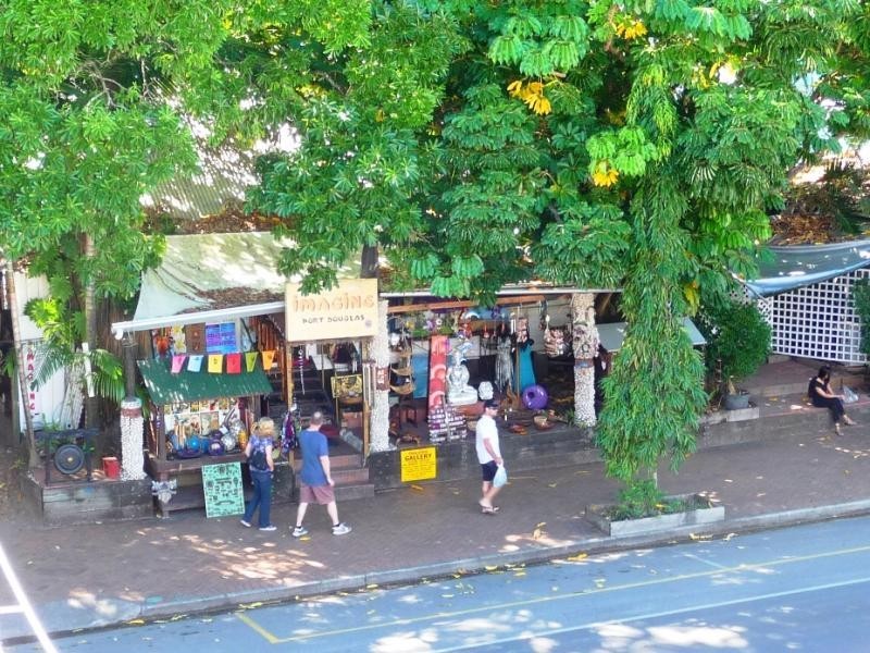 10 Macrossan, Port Douglas QLD 4877