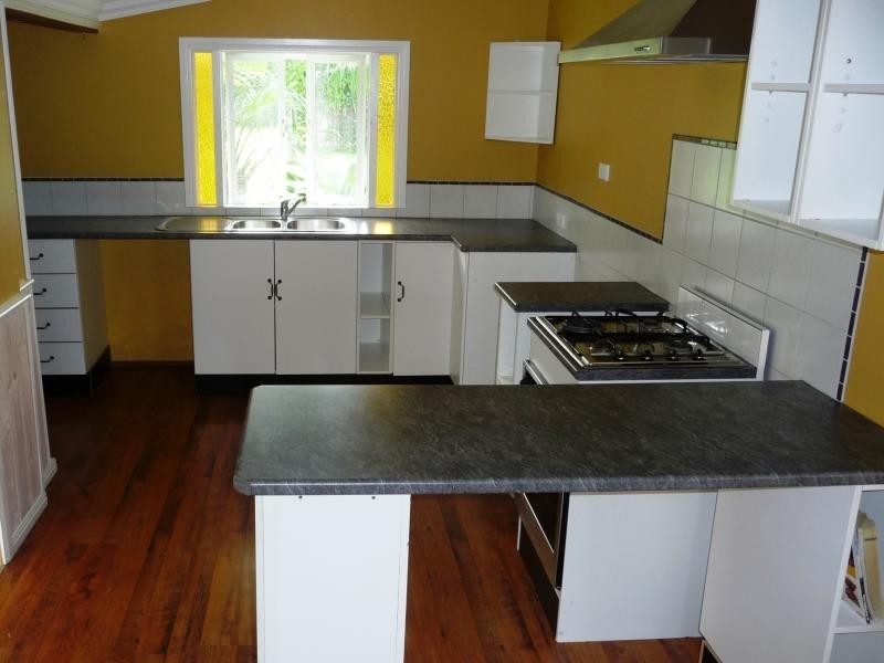 26 Mossman Street, Mossman QLD 4873