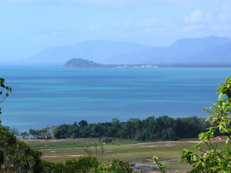 6 Hibiscus Court, Mossman QLD 4873