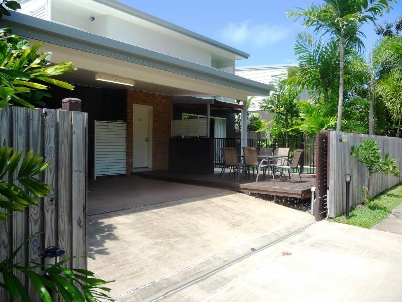 Port Douglas QLD 4877