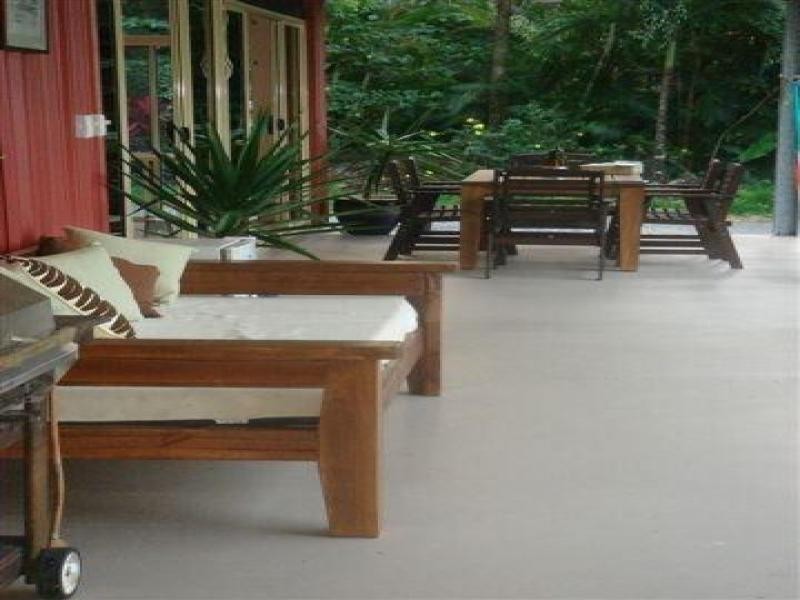 13 Somerset Drive, Miallo QLD 4873