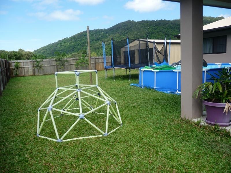 2 Roy Close, Wonga QLD 4873