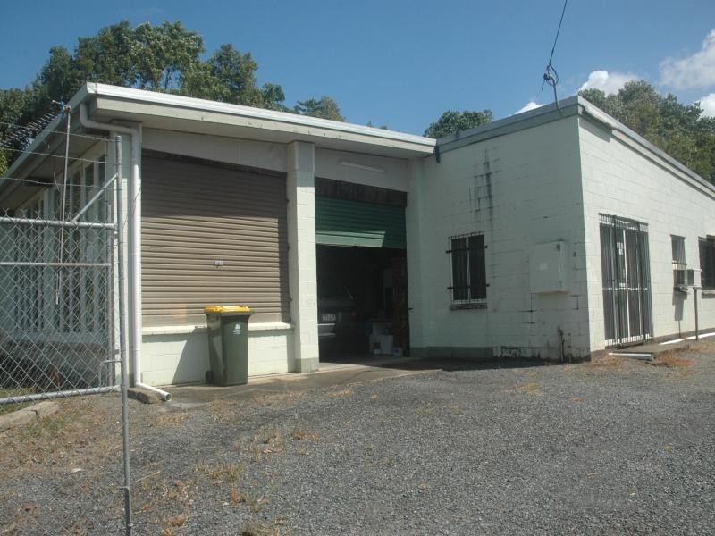 15 Sawmill Rd, Mossman QLD 4873