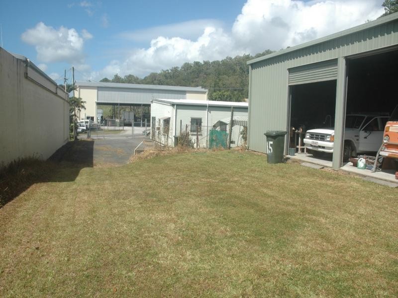 15 Sawmill Rd, Mossman QLD 4873