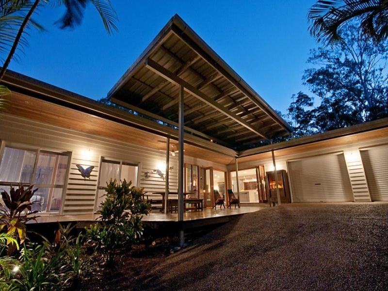12 Coral Sea Drive, Mossman QLD 4873