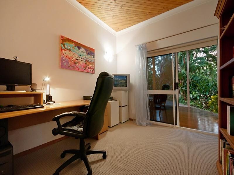 12 Coral Sea Drive, Mossman QLD 4873