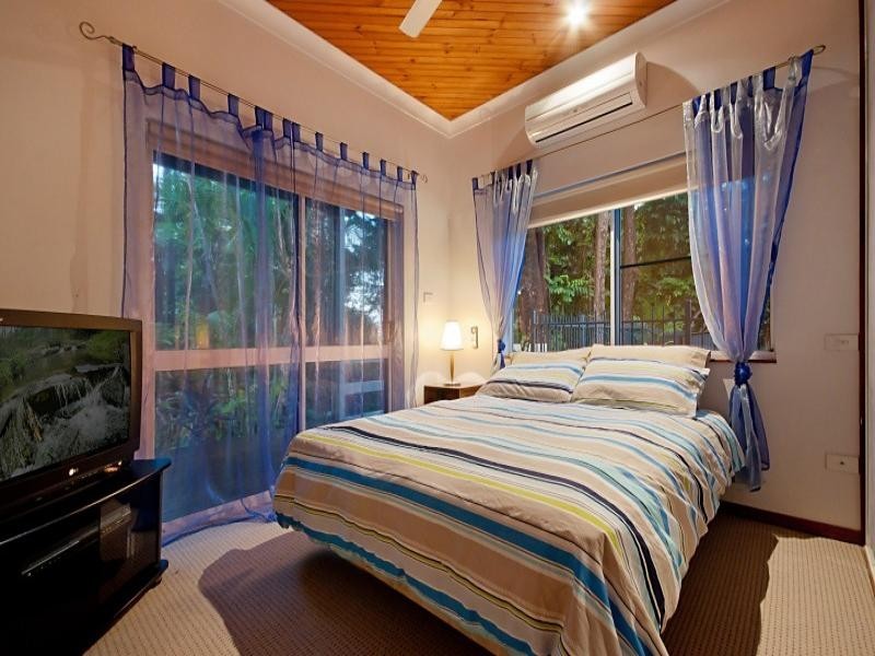 12 Coral Sea Drive, Mossman QLD 4873