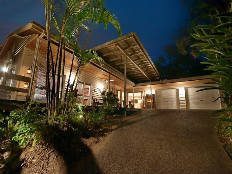 12 Coral Sea Drive, Mossman QLD 4873