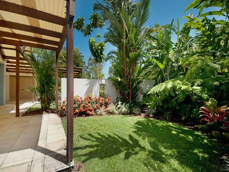 25 Solander Boulevard, Thistle Do-Us (Flat), Port Douglas QLD 4877